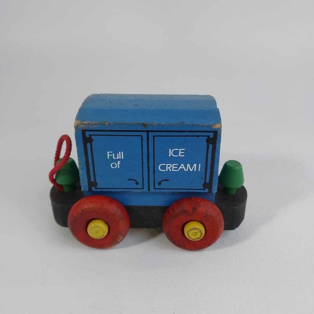 MONTGOMERY SCHOOLHOUSE WOODEN TOY "MY TRAIN" Ice Cream VINTAGE